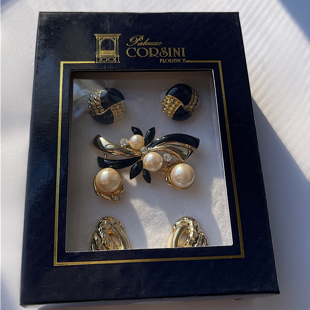 Vintage New Boxed 'Plazzo CORSINI Florence' Brooch and 3 set of Earrings.